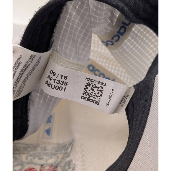 TaylorMade Adidas World Tour Golf Links Crest Fitted L/XL Flexfit Stretch Hat - Picture 7 of 7